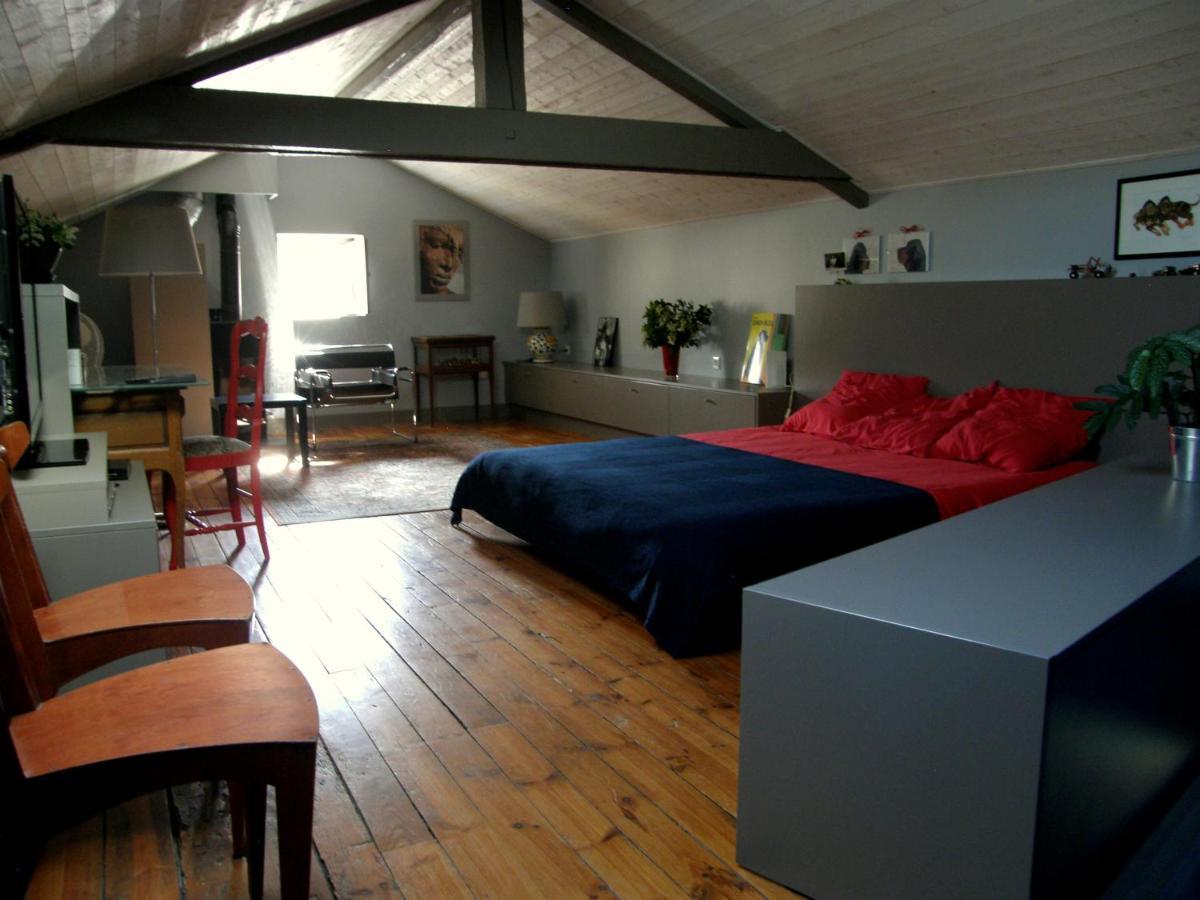 Le Puy-en-Velay Le Logis De La Colombe B&B 외부 사진